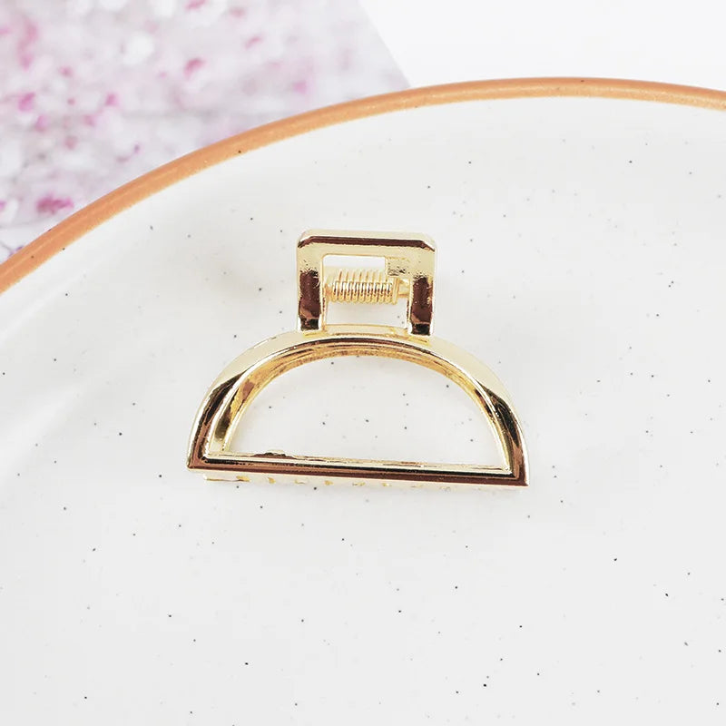 Small Minimalist Hair Claw Clips Metallic Gold Hollow Out Geometric Ponytail Holder Clamp Seashell Heart Bowknot Barretteses